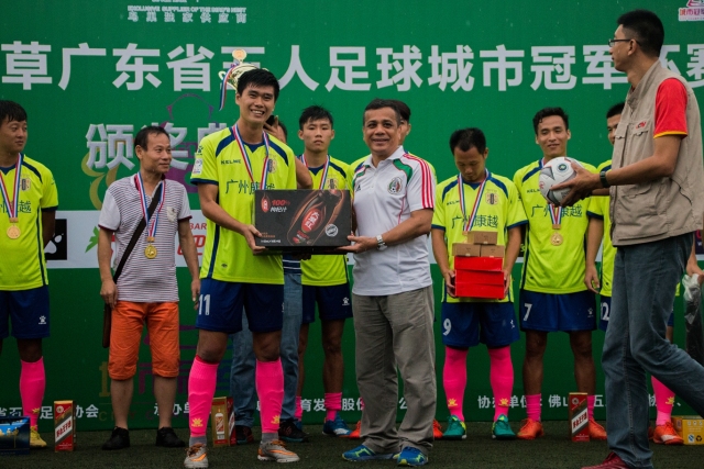 外援续约引进的错位 才是上海海港三连败的根源