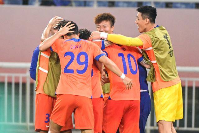 意甲女排科内3-0布斯托阿西齐奥 朱婷15分冠全场